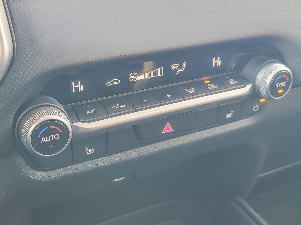 2025 MAZDA CX-50 - Image 13