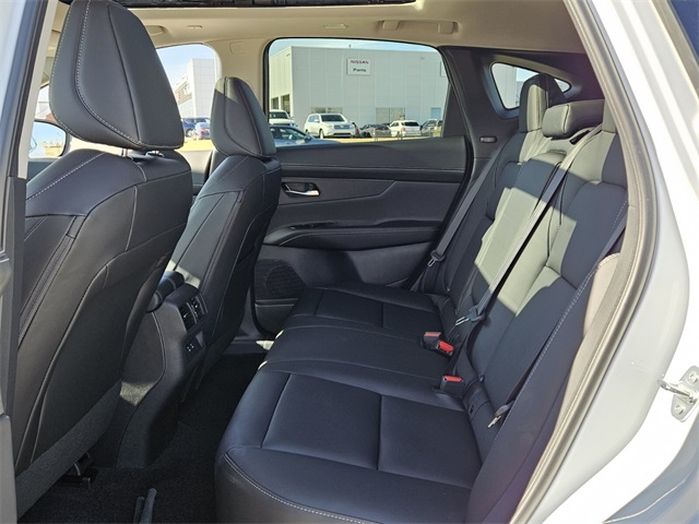2025 Nissan Murano SL photo 6