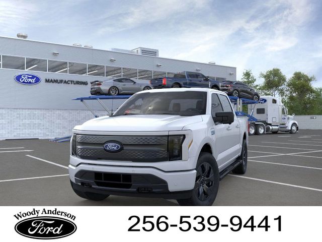 2025 Ford F-150 Lightning photo 2