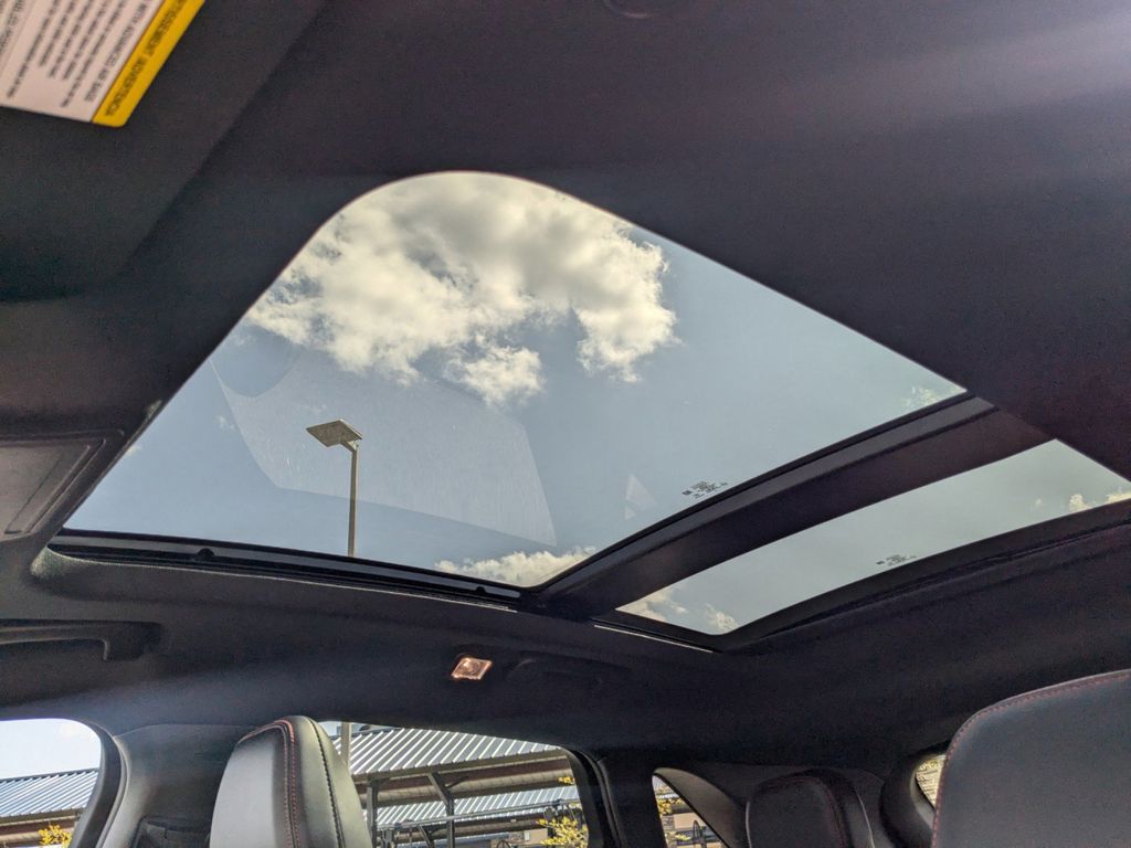 2025 Ford Escape ST-Line photo 16
