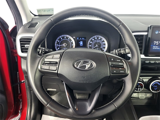 2022 Hyundai Venue SEL Limited photo 10