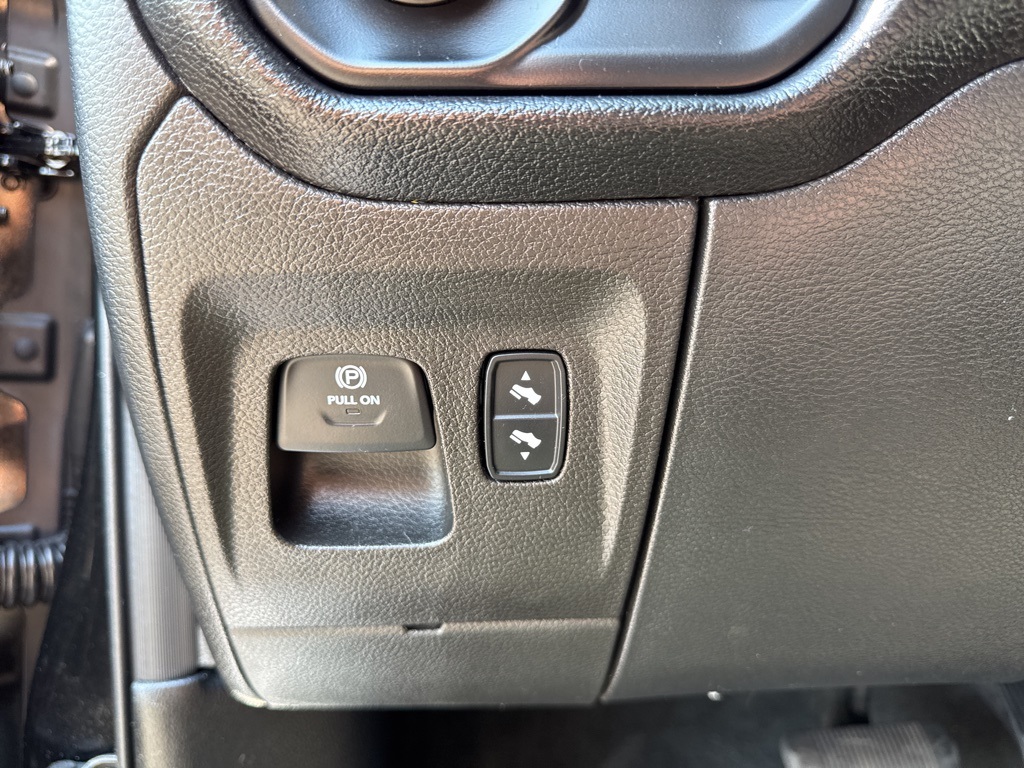 2019 Ram 1500 Big Horn Lone Star photo 46