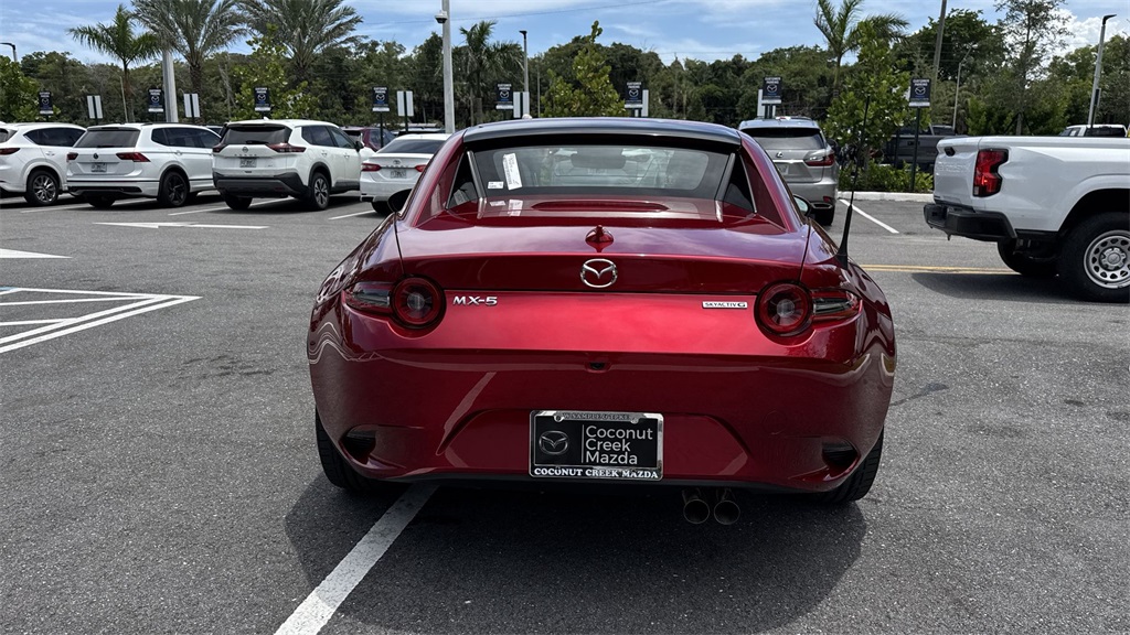 2025 Mazda MX-5 Miata Miata RF Grand Touring photo 2