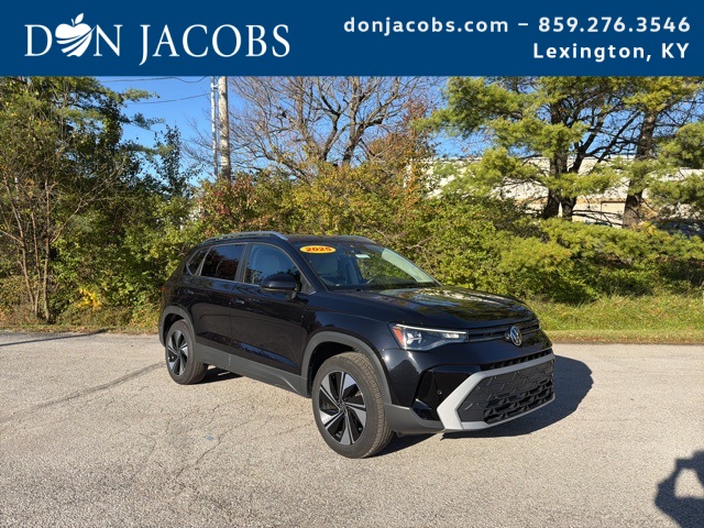 2025 Volkswagen Taos SE