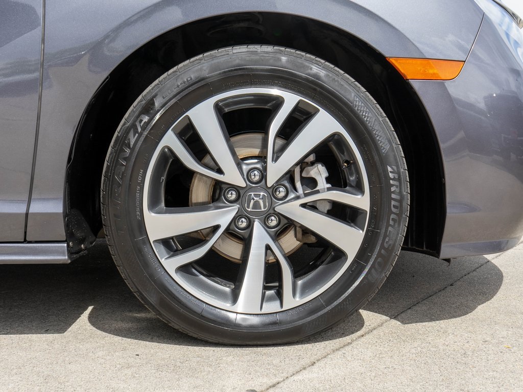 2023 Honda Odyssey Touring photo 35