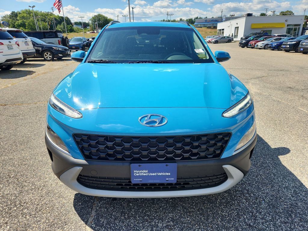 2023 Hyundai Kona SEL photo 2