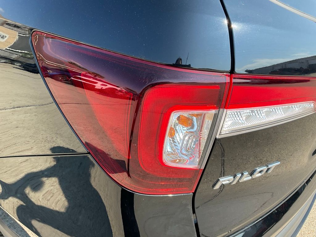 2022 Honda Pilot Sport photo 18