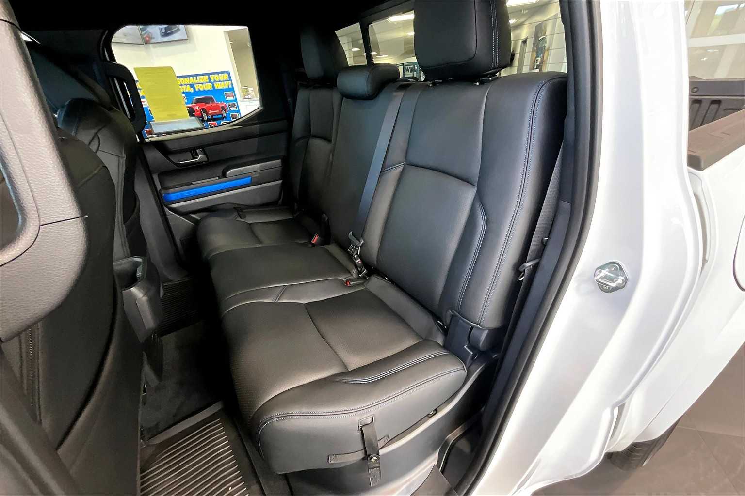 2025 Toyota Tacoma TRD Sport 4x4 Double Cab photo 14