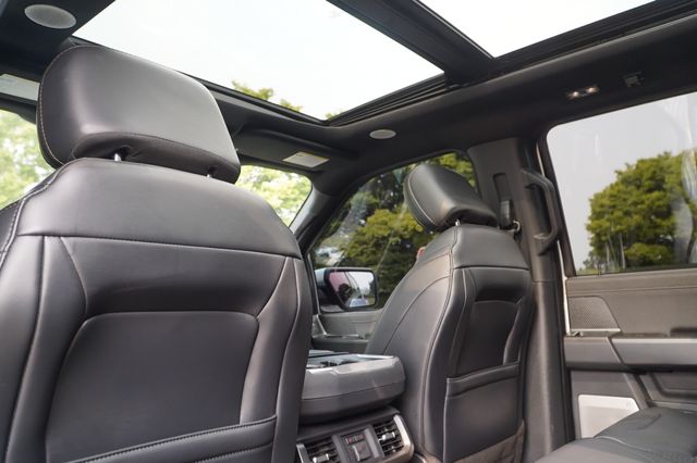 2021 Ford F-150 Raptor photo 26