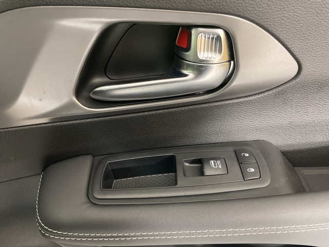2026 Chrysler Voyager LX photo 11