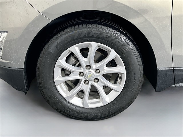 2018 Chevrolet Equinox LT photo 10