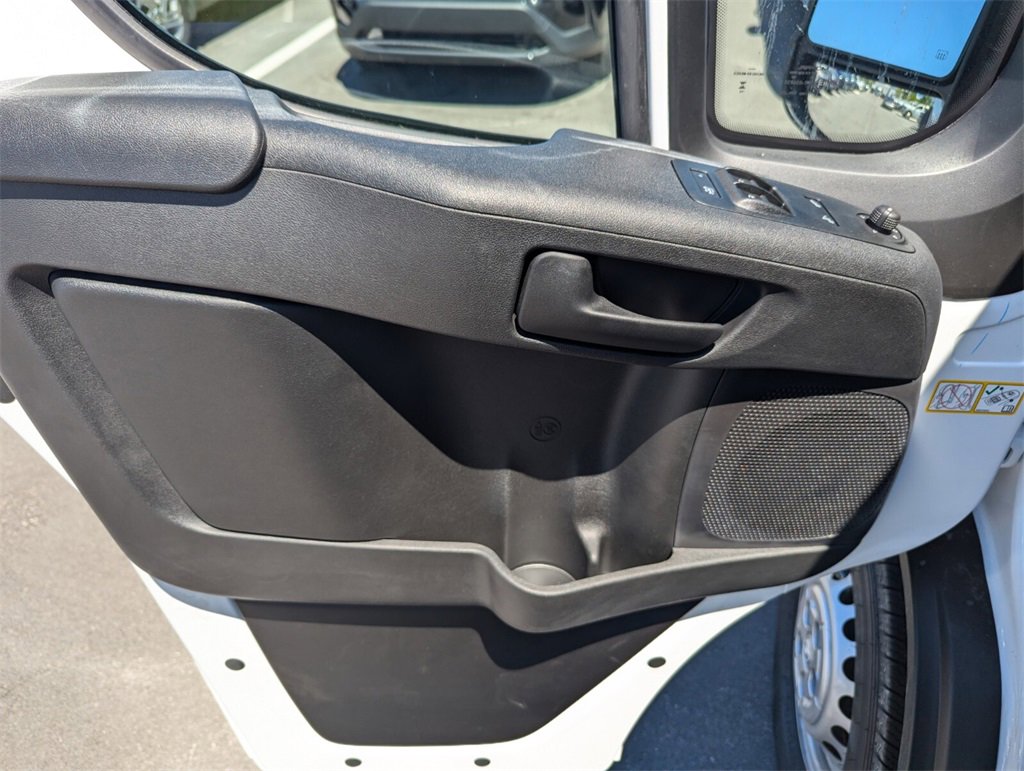 2025 Ram ProMaster 1500 photo 13