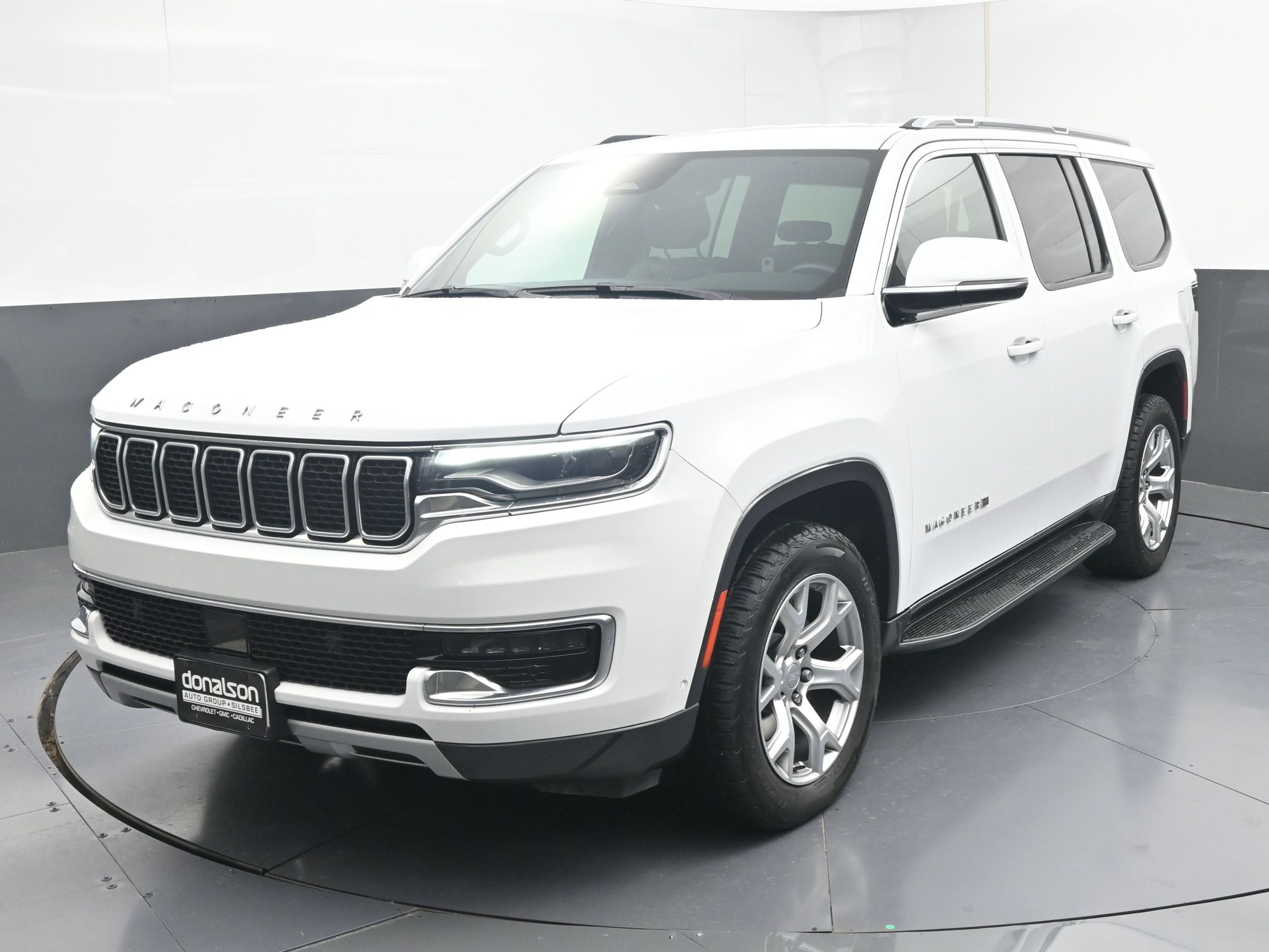 2022 Jeep Wagoneer Series II photo 4