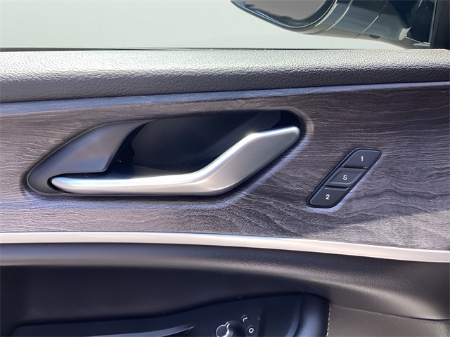 2023 Jeep Cherokee Sport photo 14