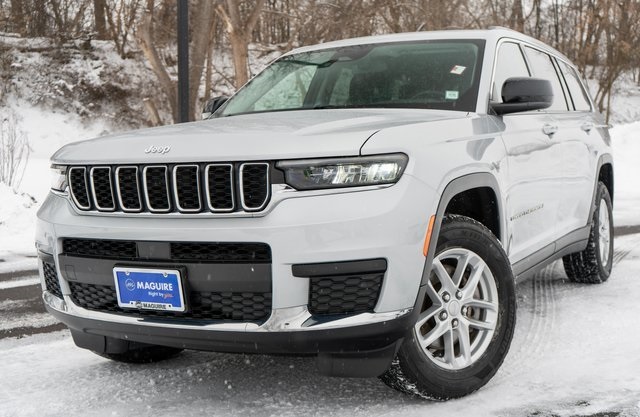 2022 Jeep Grand Cherokee L Laredo's photo
