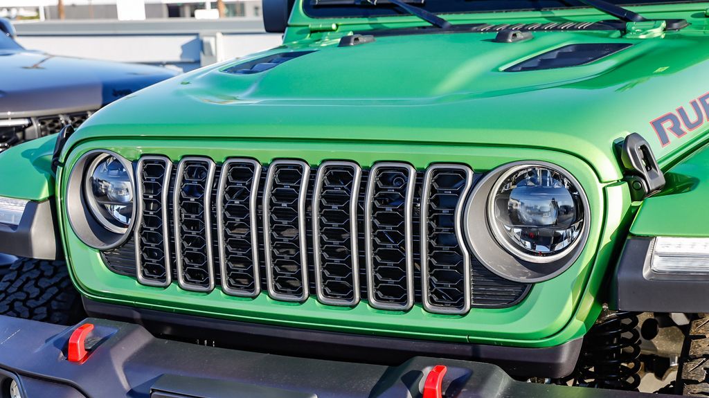 2025 Jeep Wrangler Rubicon photo 4