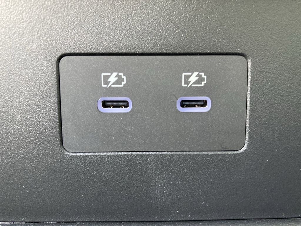 2025 Nissan Rogue SV photo 28