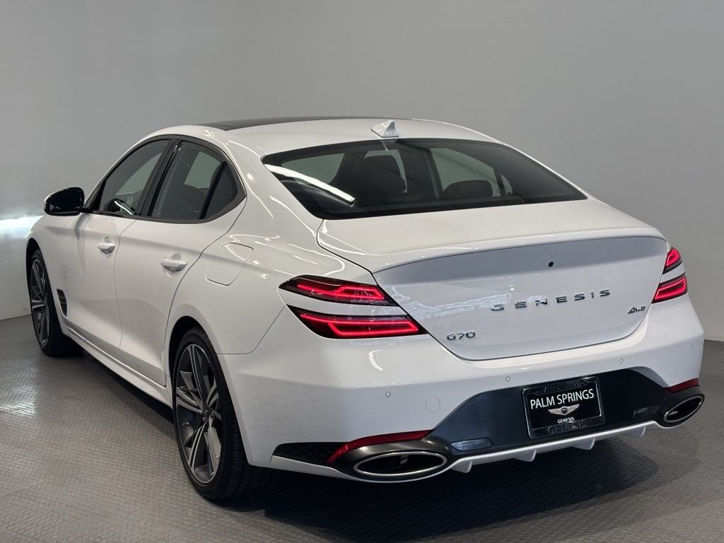 2025 Genesis G70 Sport Prestige photo 4