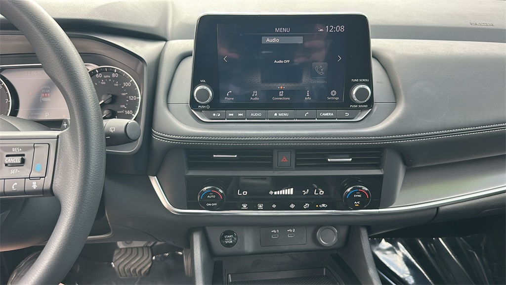 2024 Nissan Rogue SV photo 22
