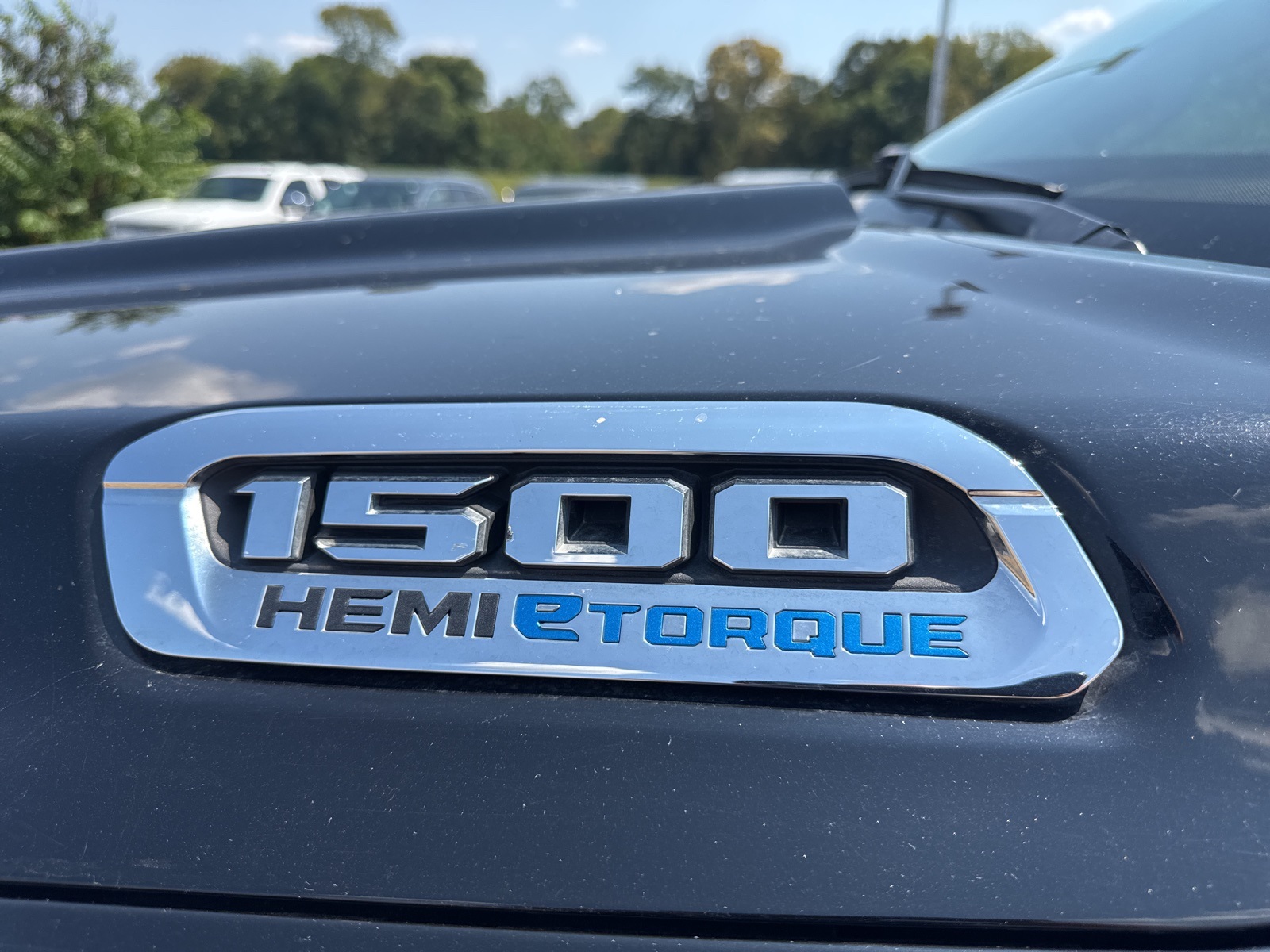 2022 Ram 1500 Laramie photo 4
