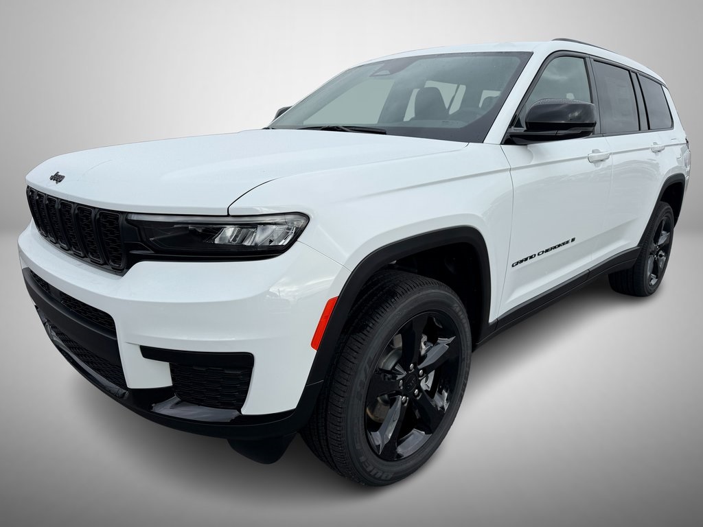 2025 Jeep Grand Cherokee Altitude X photo 2