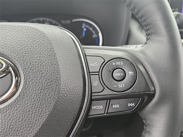 2023 Toyota RAV4 Hybrid XLE Premium photo 25