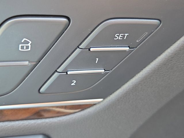 2018 Audi Q5 2.0T Premium photo 12