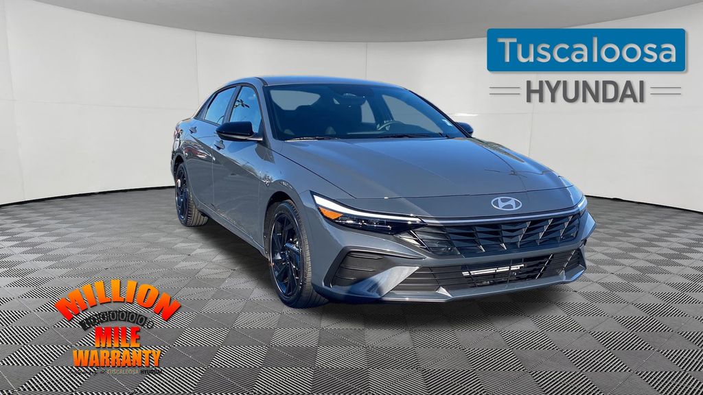 2026 Hyundai Elantra SEL's photo