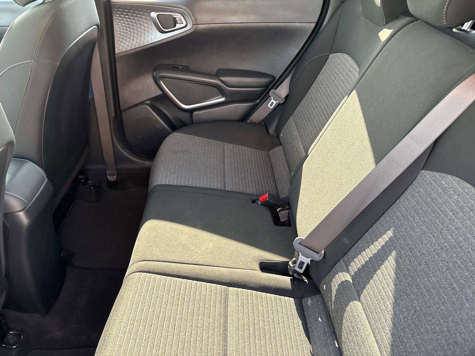 2021 Kia Soul S photo 18