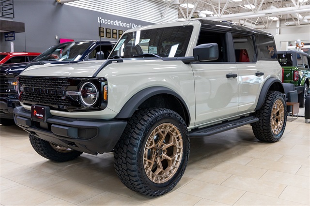 2025 Ford Bronco 4-Door Big Bend's photo