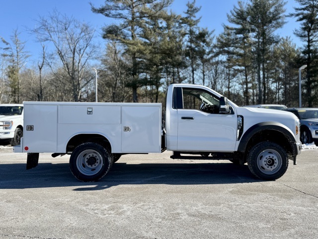 2024 Ford F-550 XL photo 3