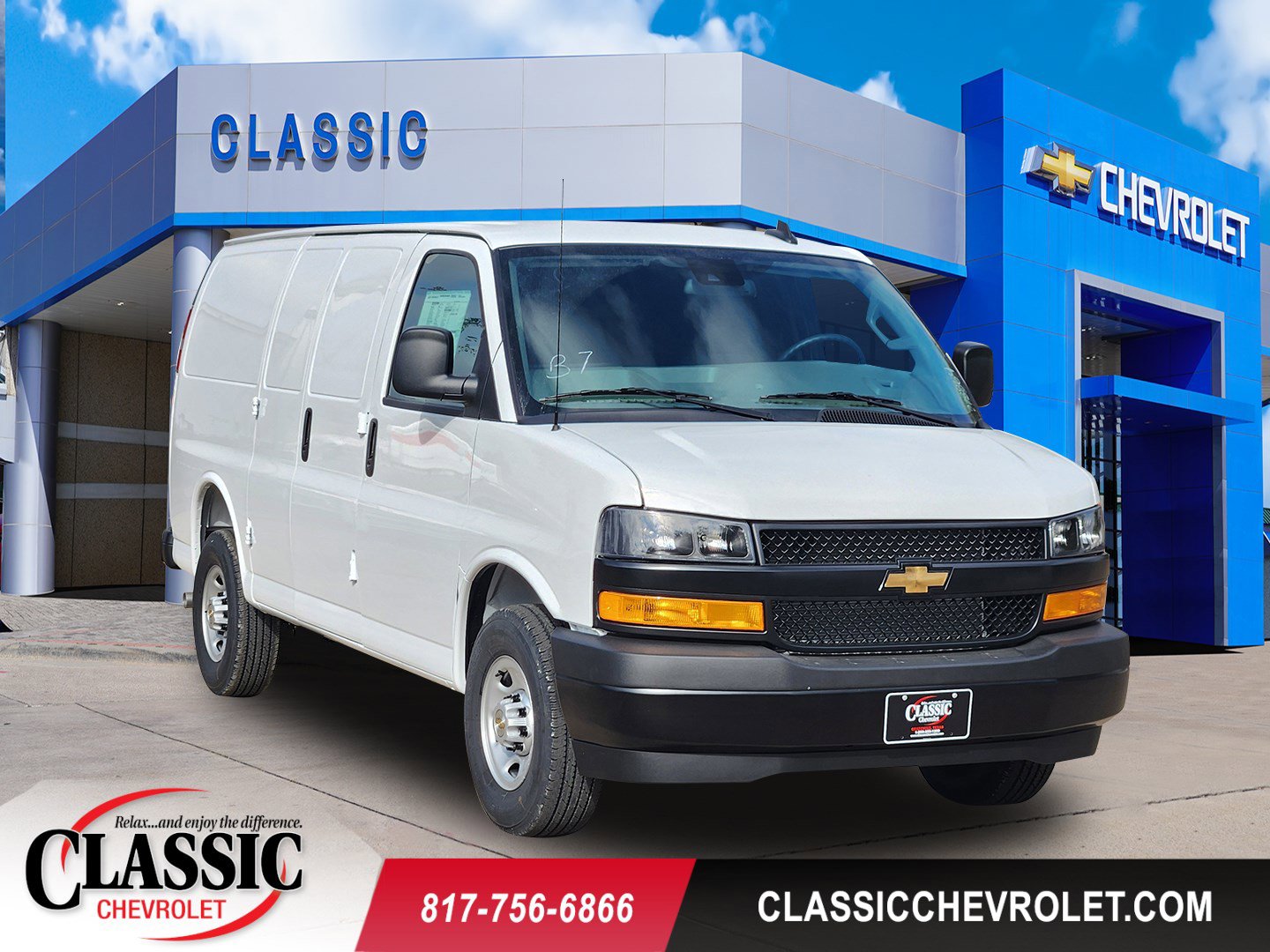 2025 Chevrolet Express Cargo Work Van's photo