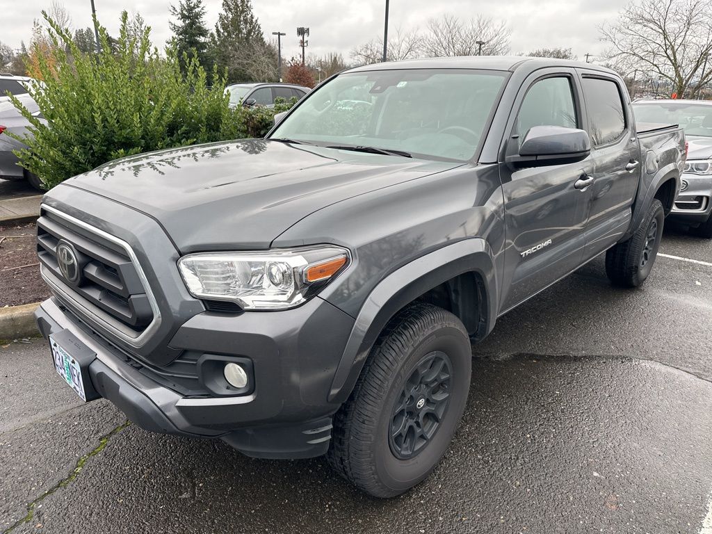 2021 Toyota Tacoma SR5's photo