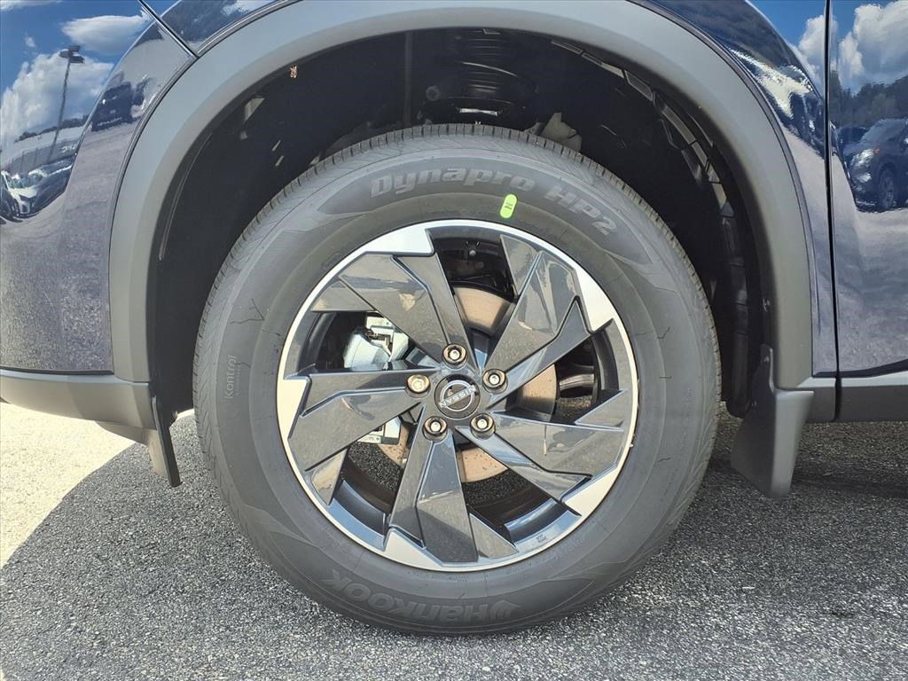 2026 Nissan Rogue SV photo 4