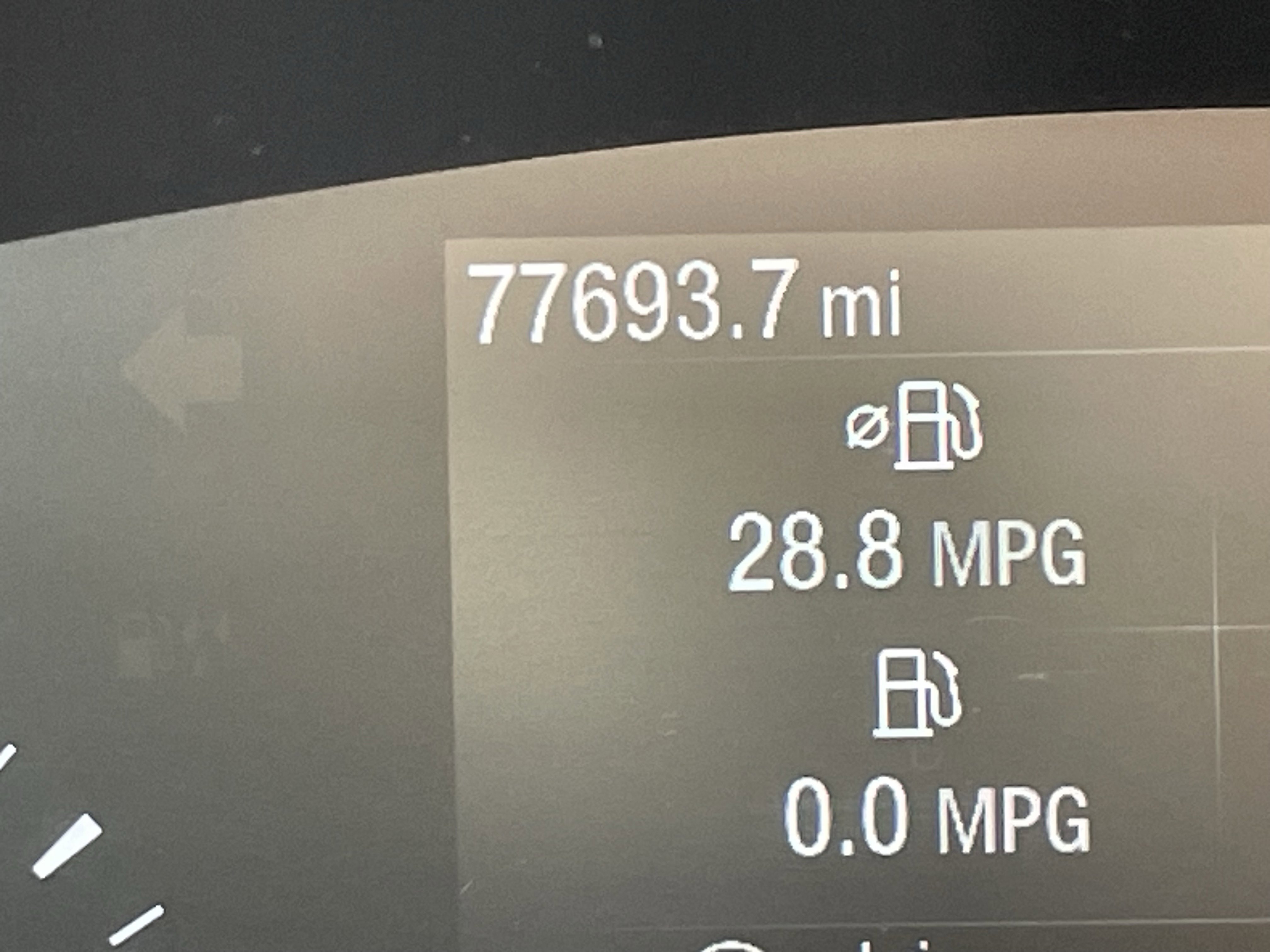 2020 Ford Escape SE photo 4