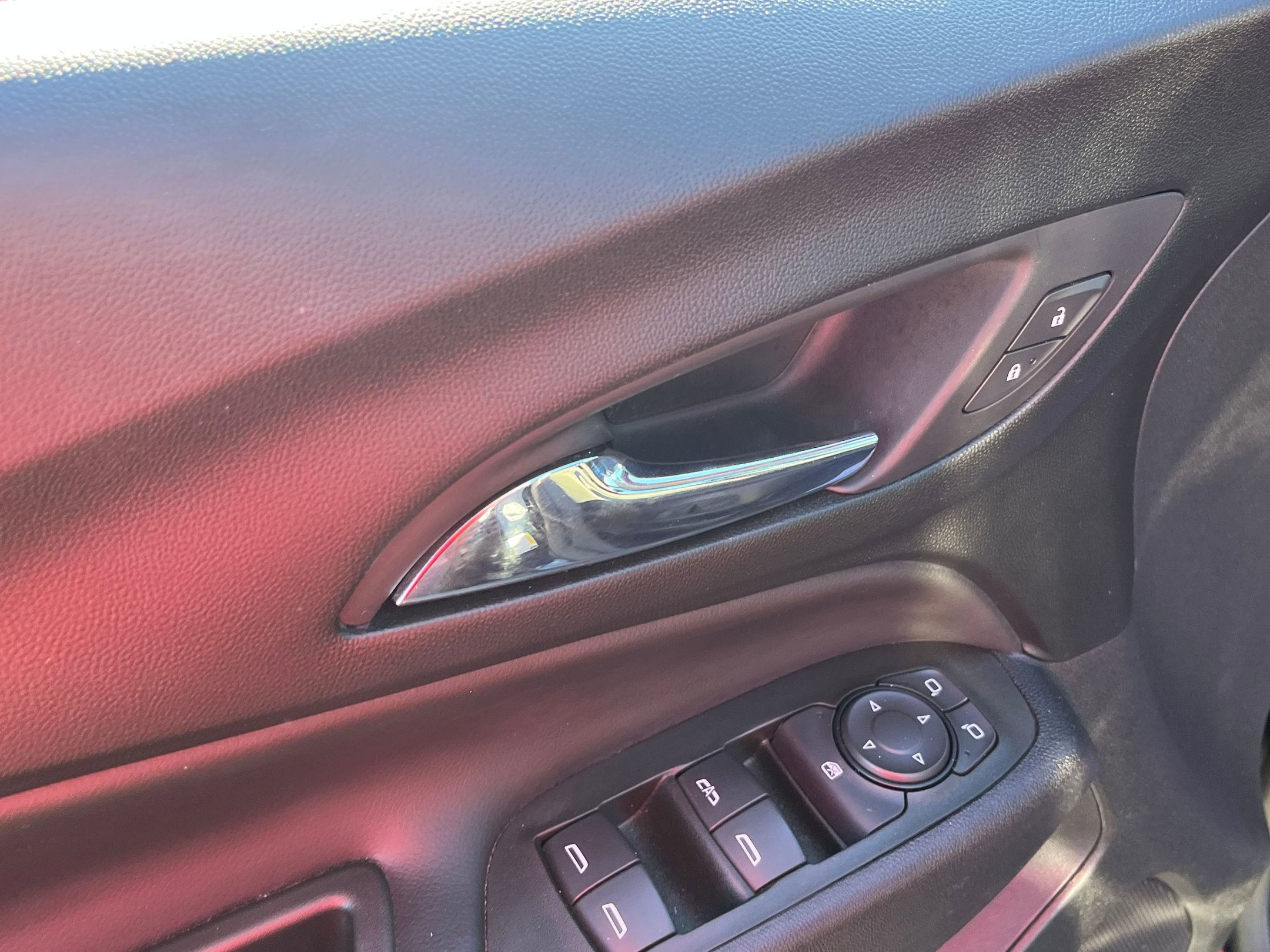 2021 Chevrolet Equinox LT photo 11