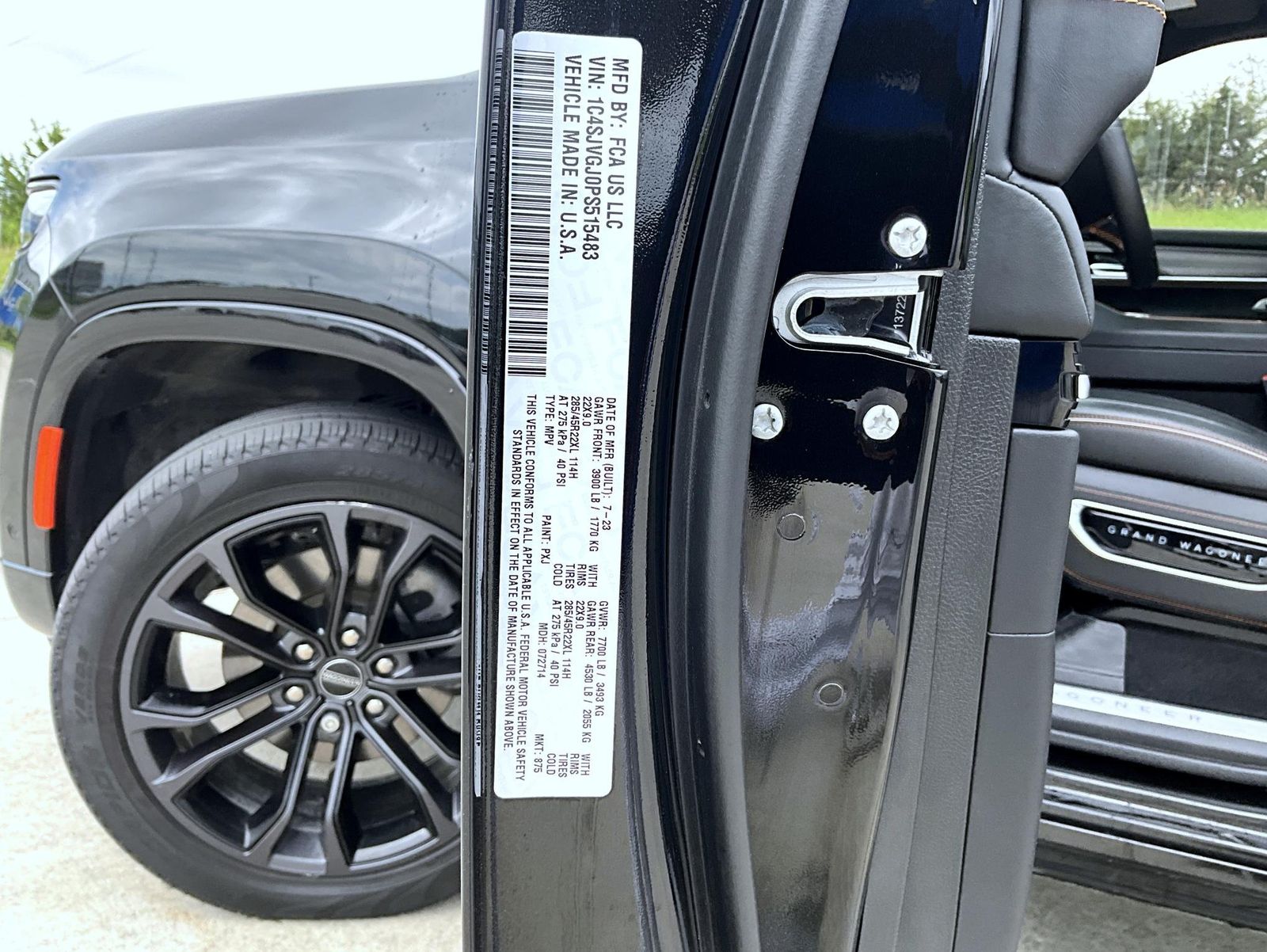 2023 Jeep Grand Wagoneer III Obsidian photo 26