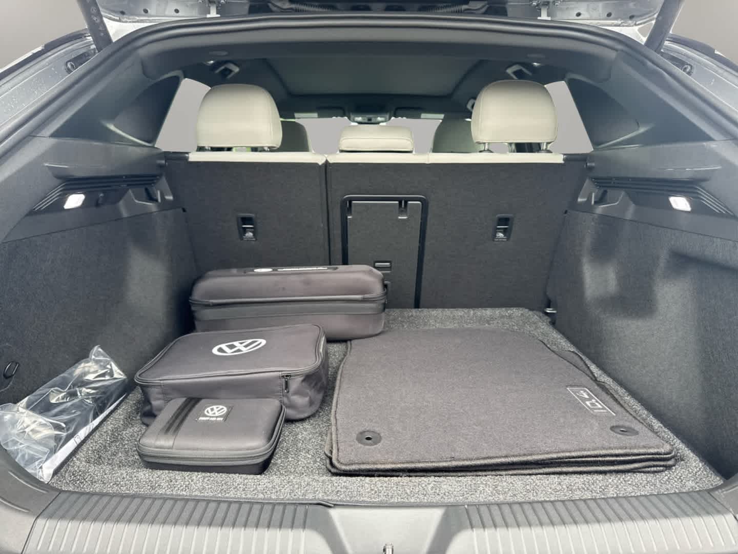 2025 Volkswagen ID.4 Pro S photo 43