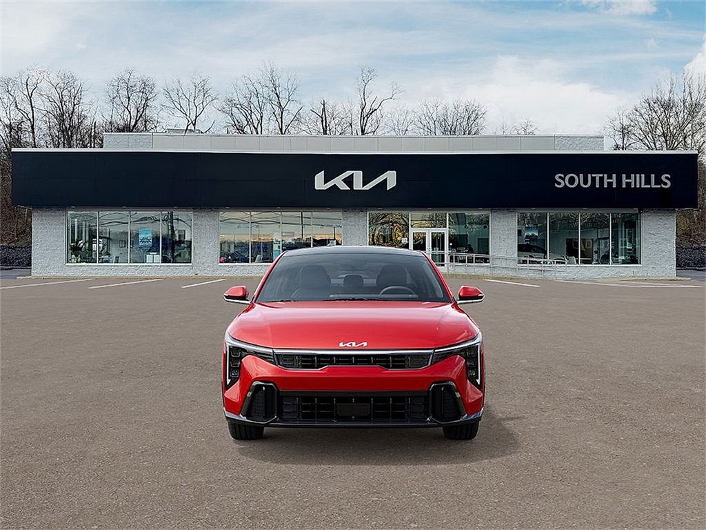 2025 Kia K4 GT-Line photo 2