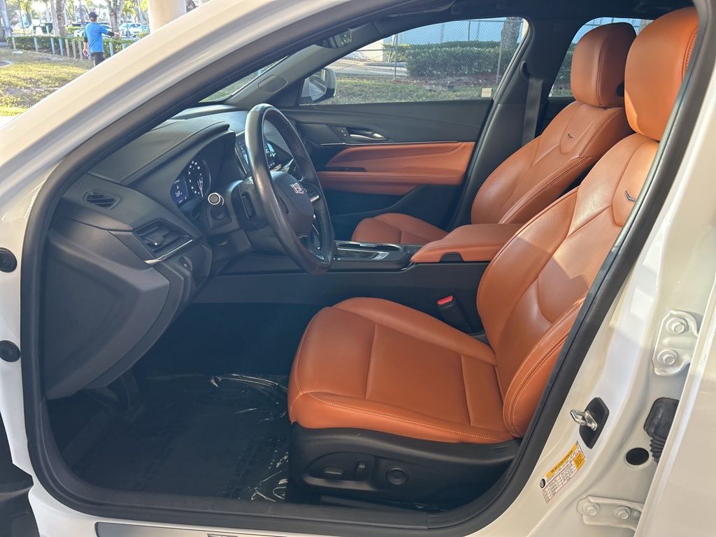 2024 Cadillac CT4 Premium Luxury photo 4