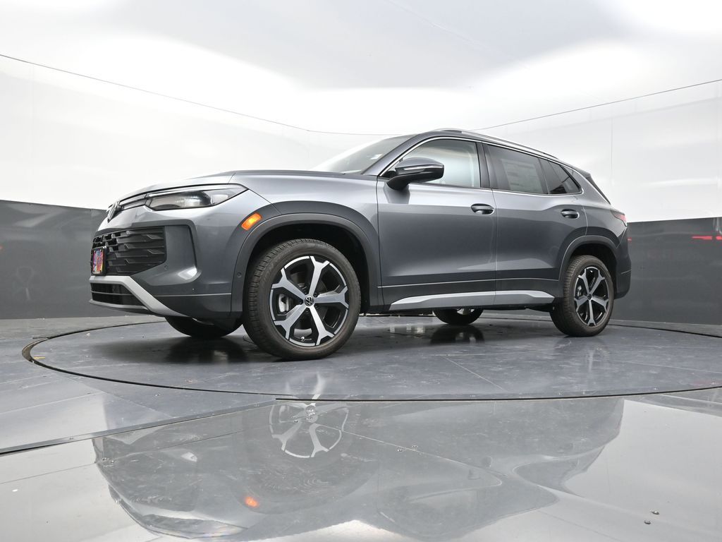 2025 Volkswagen Tiguan SE photo 19