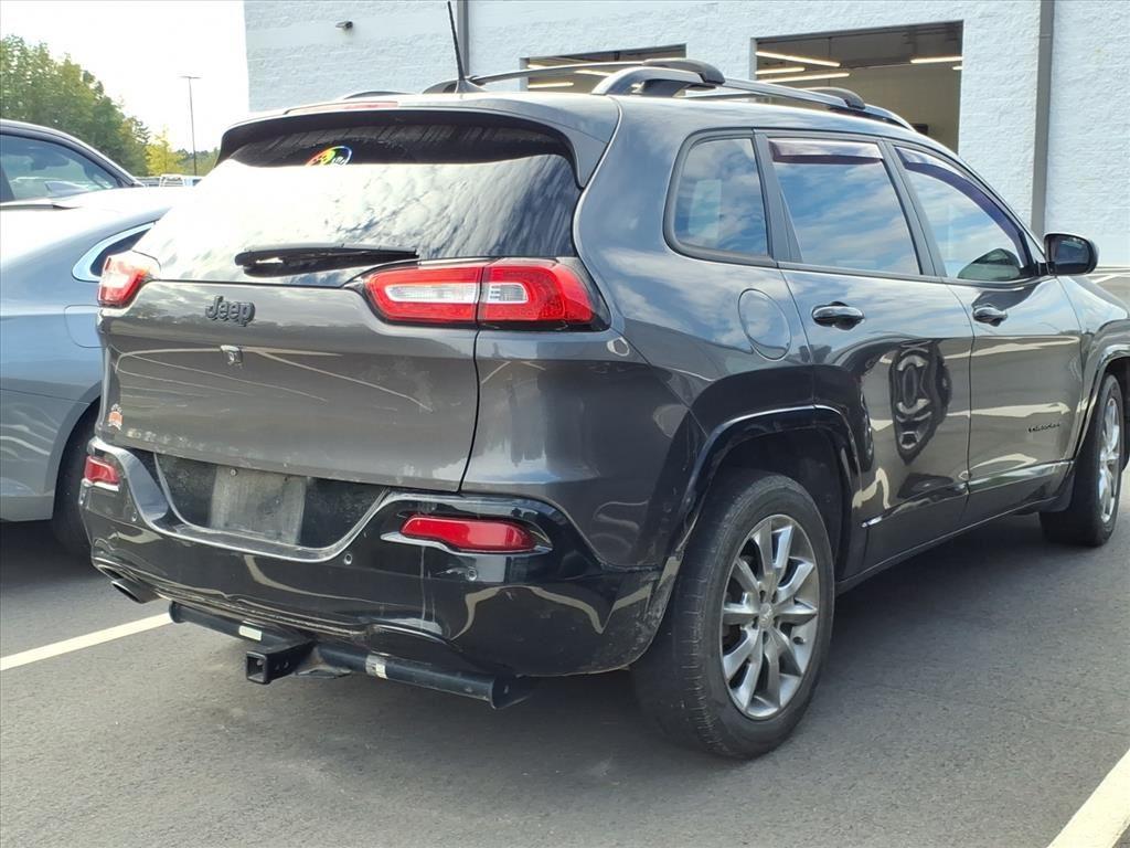 2018 Jeep Cherokee Latitude photo 3