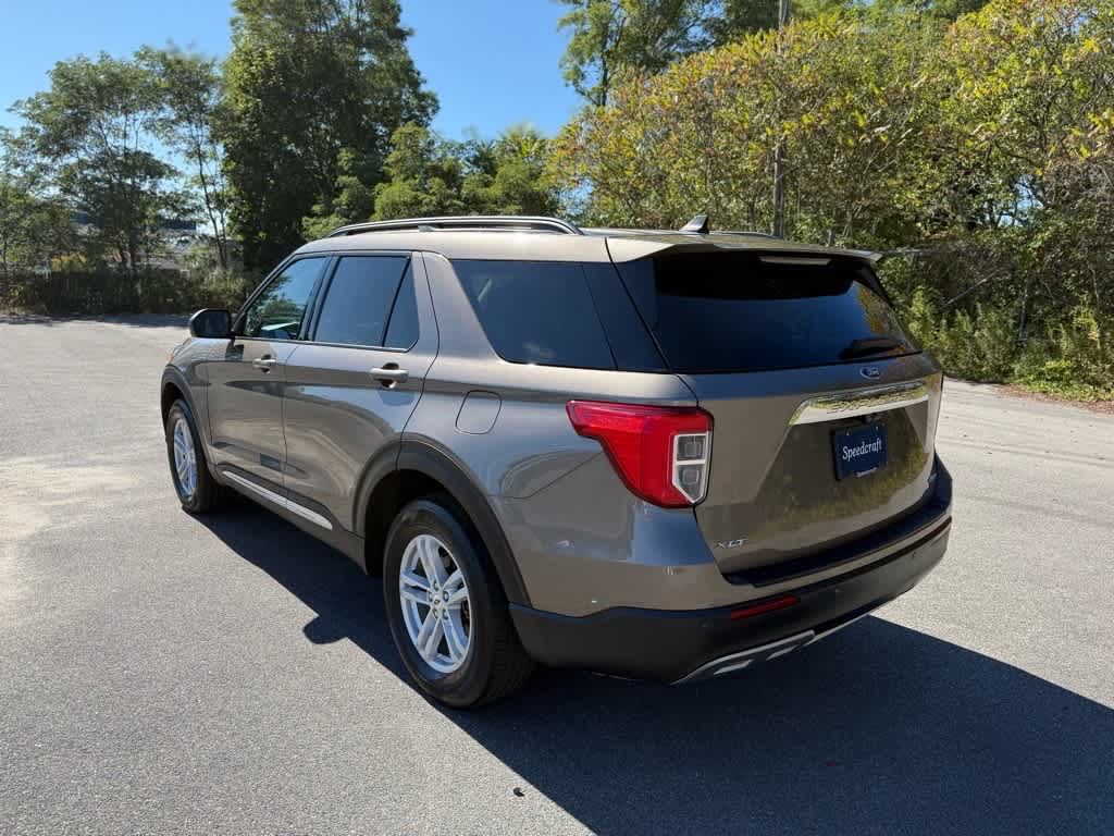 2021 Ford Explorer XLT photo 3