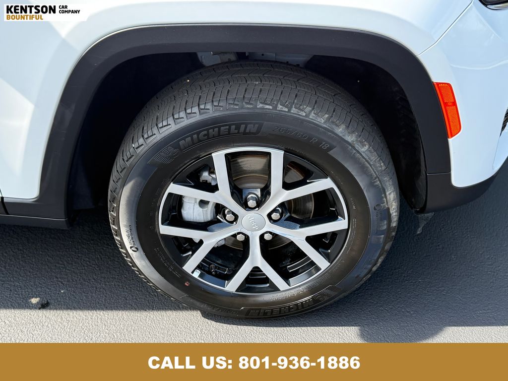 2024 Jeep Grand Cherokee Limited photo 15