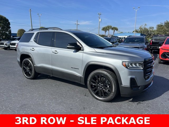 2023 GMC Acadia SLE's photo