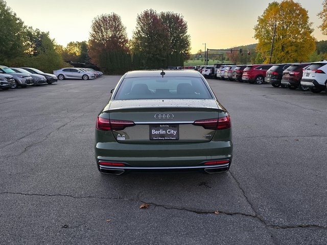 2023 Audi A4 45 S line Premium Plus photo 5