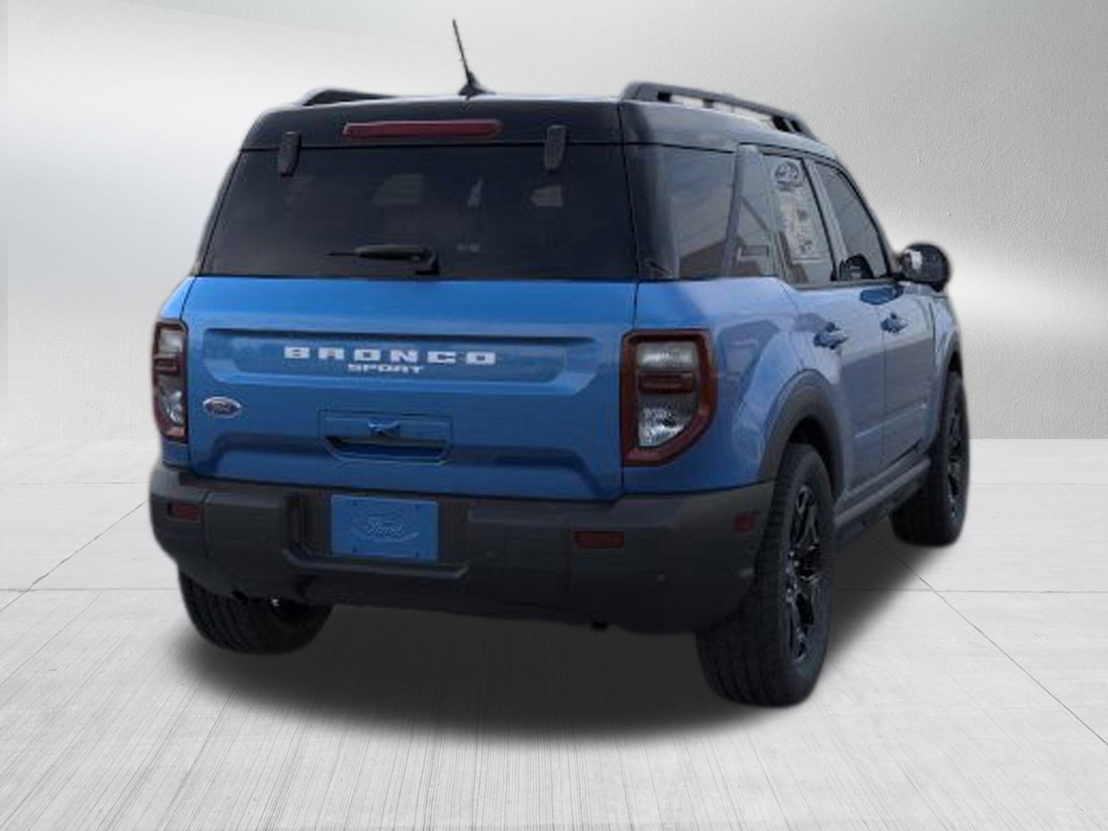 2025 Ford Bronco Sport Outer Banks photo 7