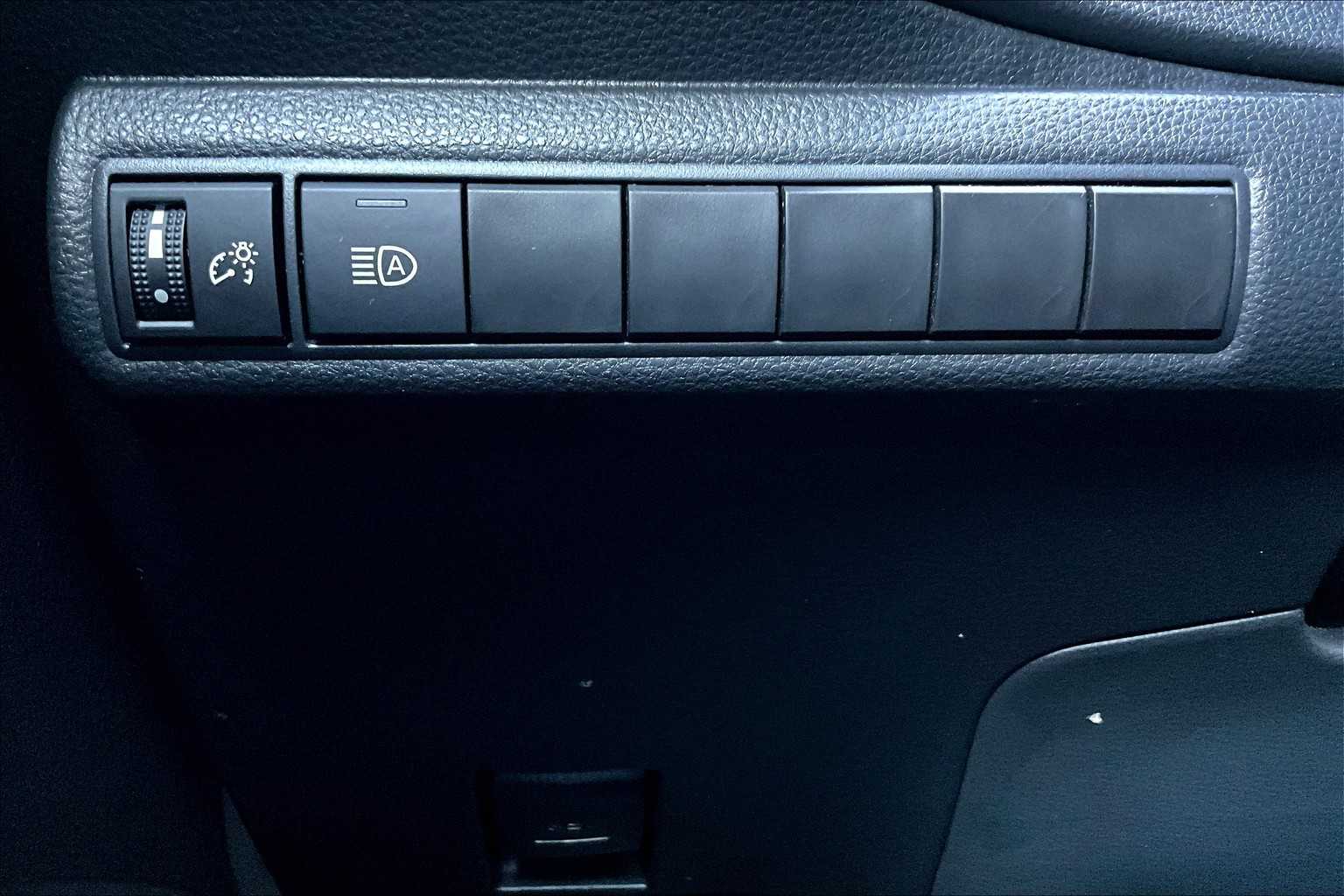 2024 Toyota Corolla LE photo 66