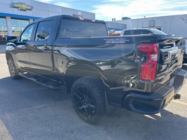 2021 Chevrolet Silverado 1500 LT Trail Boss photo 2