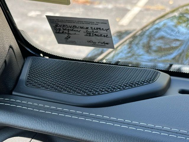 2020 Jeep Wrangler Unlimited Sahara photo 18
